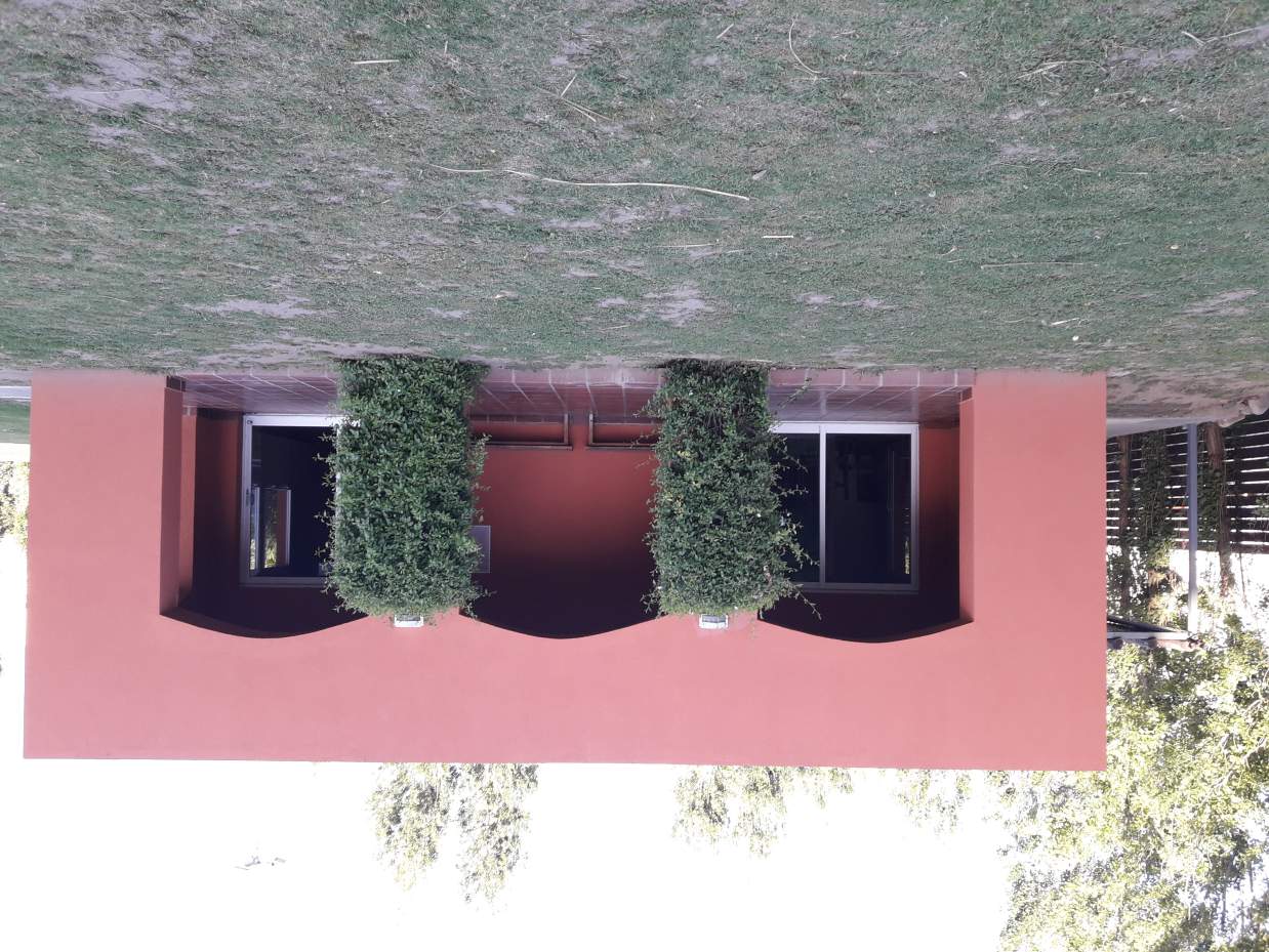 ALQUILO DPTO 2 dormitorios  escritorio con cochera en Complejo Residencial Bardas ( zona sur) Amenities