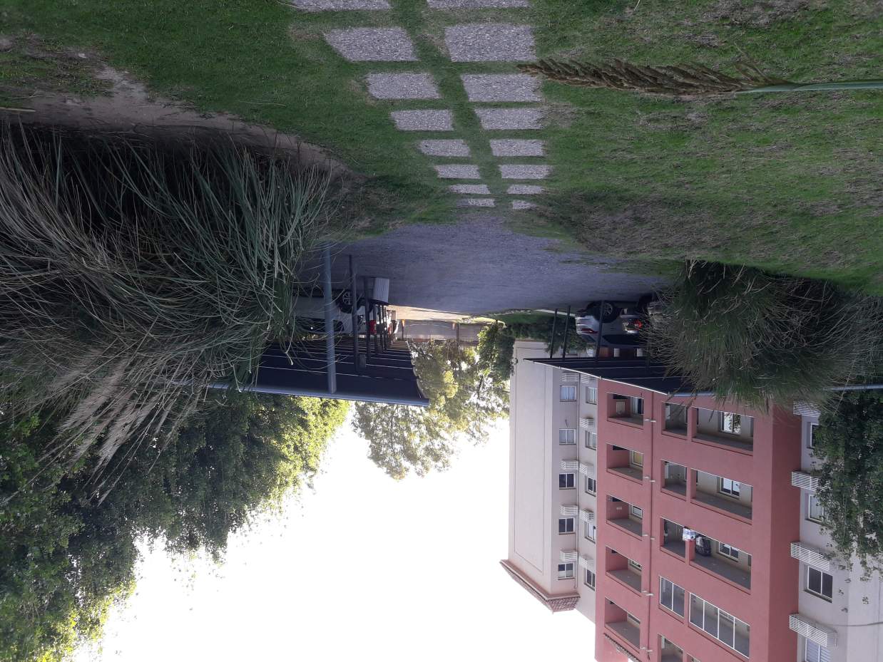 ALQUILO DPTO 2 dormitorios  escritorio con cochera en Complejo Residencial Bardas ( zona sur) Amenities