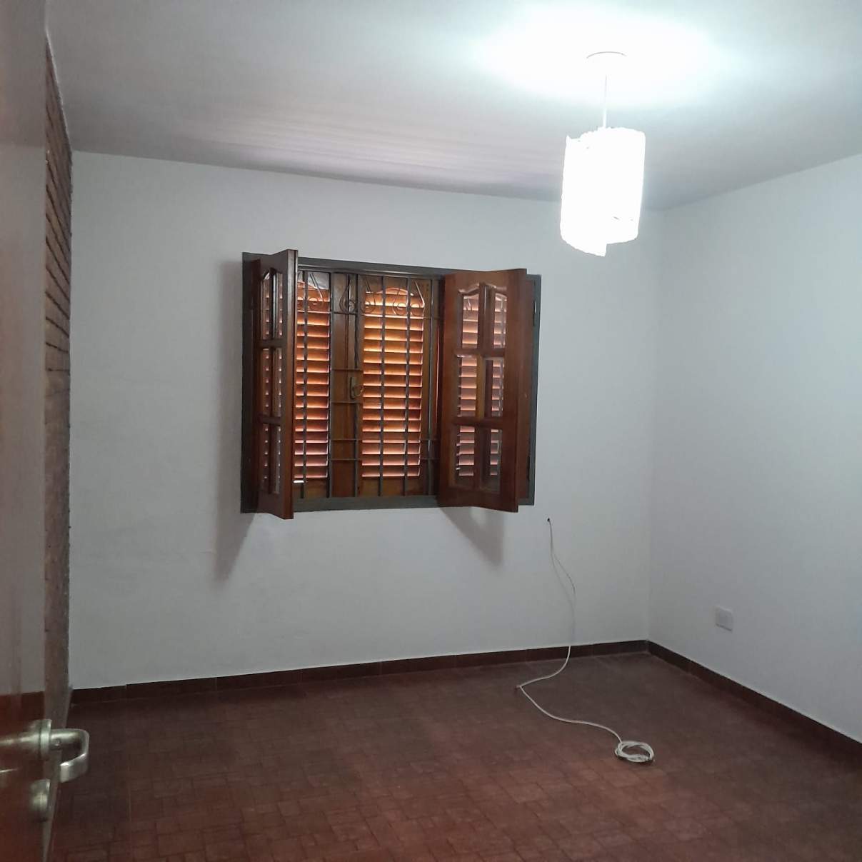 SE ALQUILA DEPTO EN BARRIO COOP LA UNIDAD