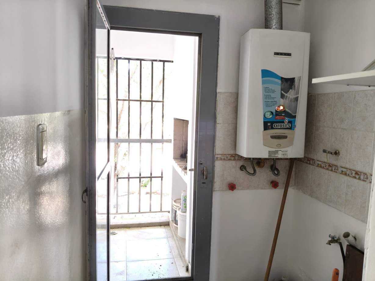 ALQUILER. DEPARATAMENTO. 2 DORMITORIOS, BAÑO. COMPLEJO CERRADO. B LAS PALMAS. CIUDAD DE CÓRDOBA