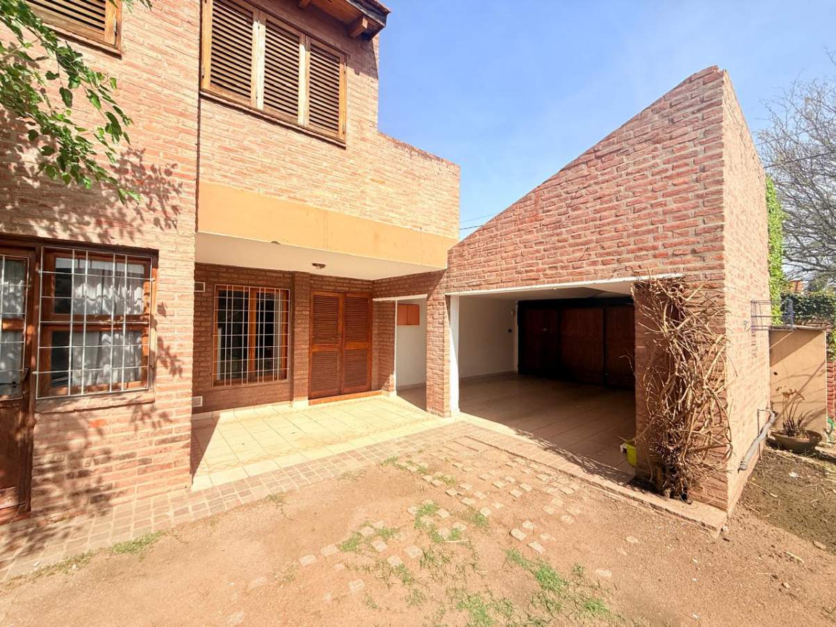 Casa en Venta - Barrio Villa Belgrano