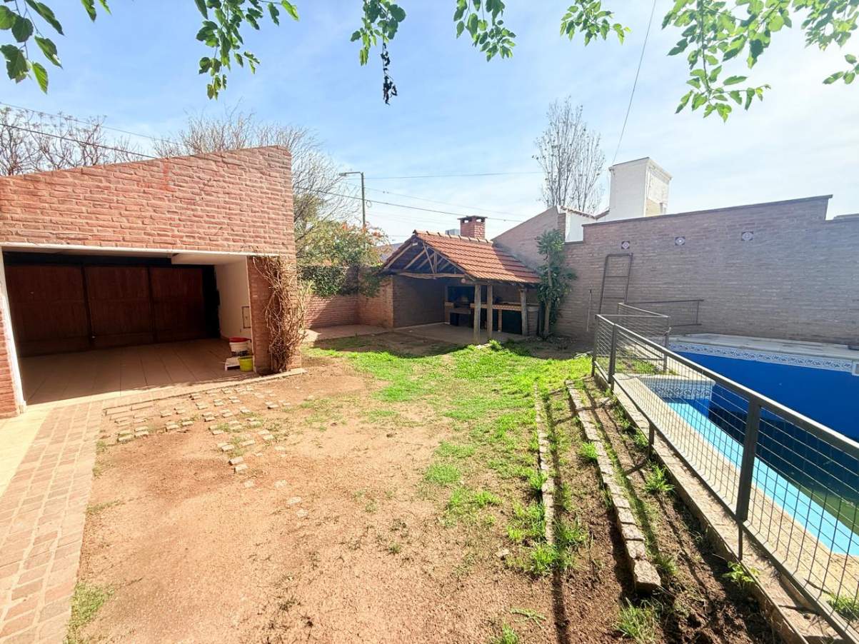 Casa en Venta - Barrio Villa Belgrano