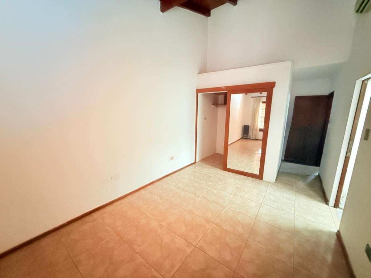 Casa en Venta - Barrio Villa Belgrano