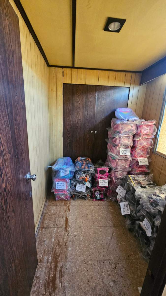 IDEAL RENTA O USO PROFESIONAL VENTA 5 OFICINAS ZONA CENTRO