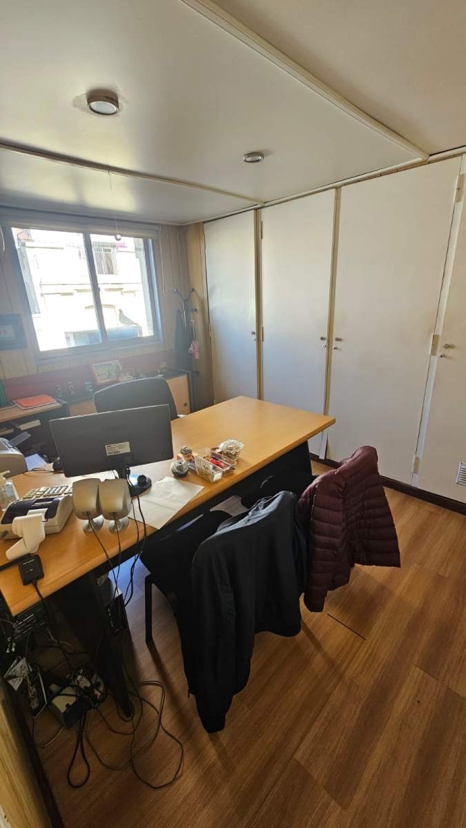 IDEAL RENTA O USO PROFESIONAL VENTA 5 OFICINAS ZONA CENTRO