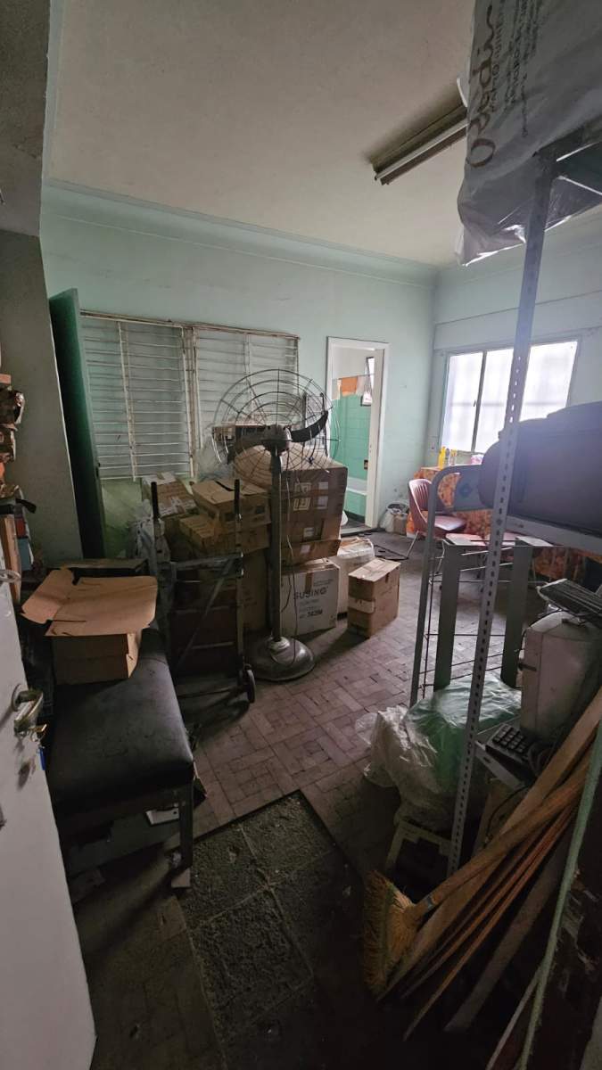 IDEAL RENTA O USO PROFESIONAL VENTA 5 OFICINAS ZONA CENTRO