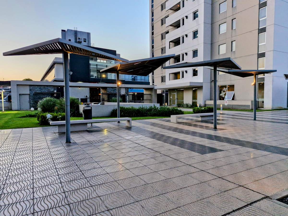 Alquiler Depto. Amoblado con cochera Alto Panorama 2 Dormitorios