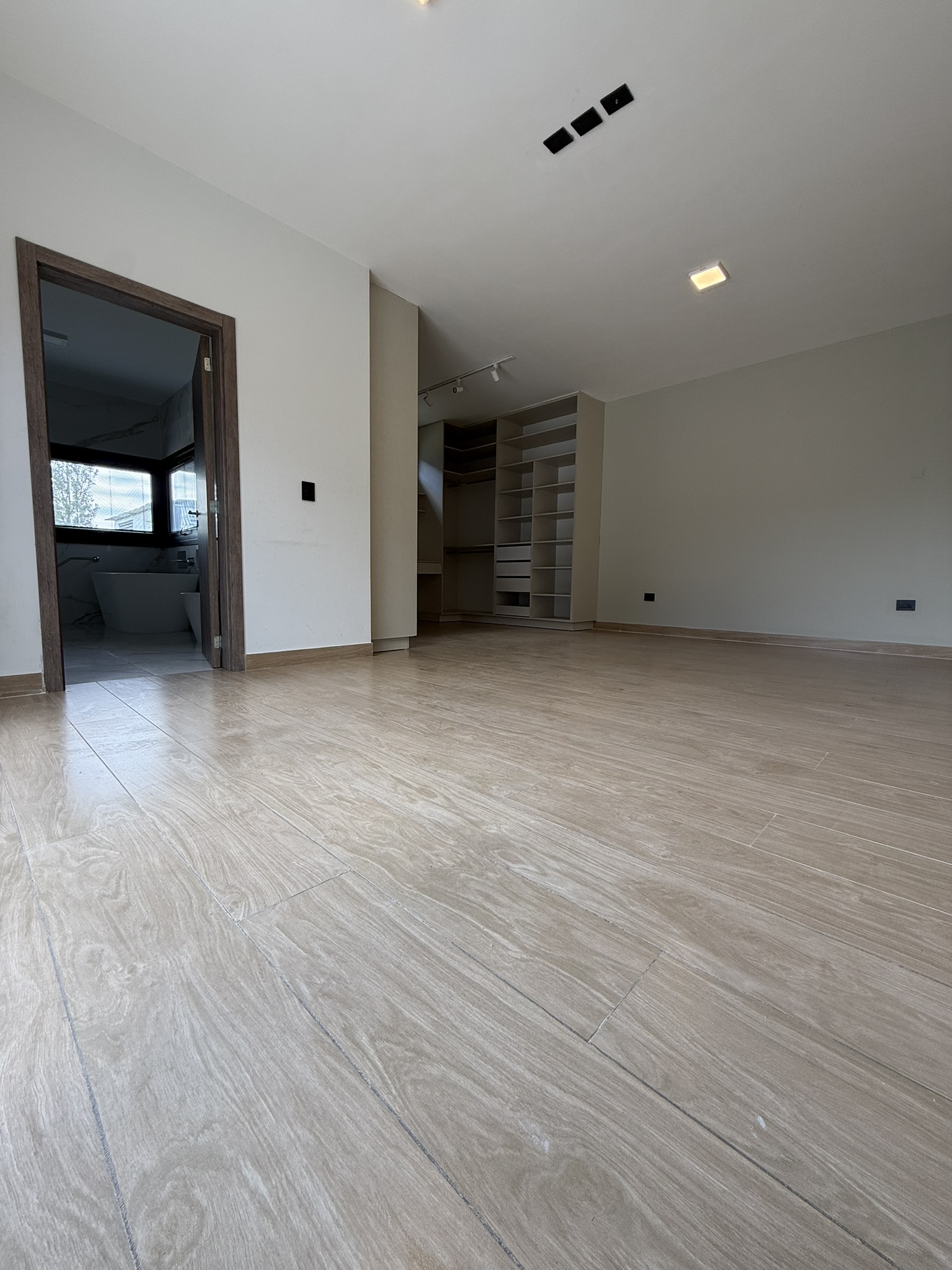 CASA EN VENTA SIETE SOLES HEREDADES CATEGORIA PREMIUM OPORTUNIDAD 1500T 304CUB