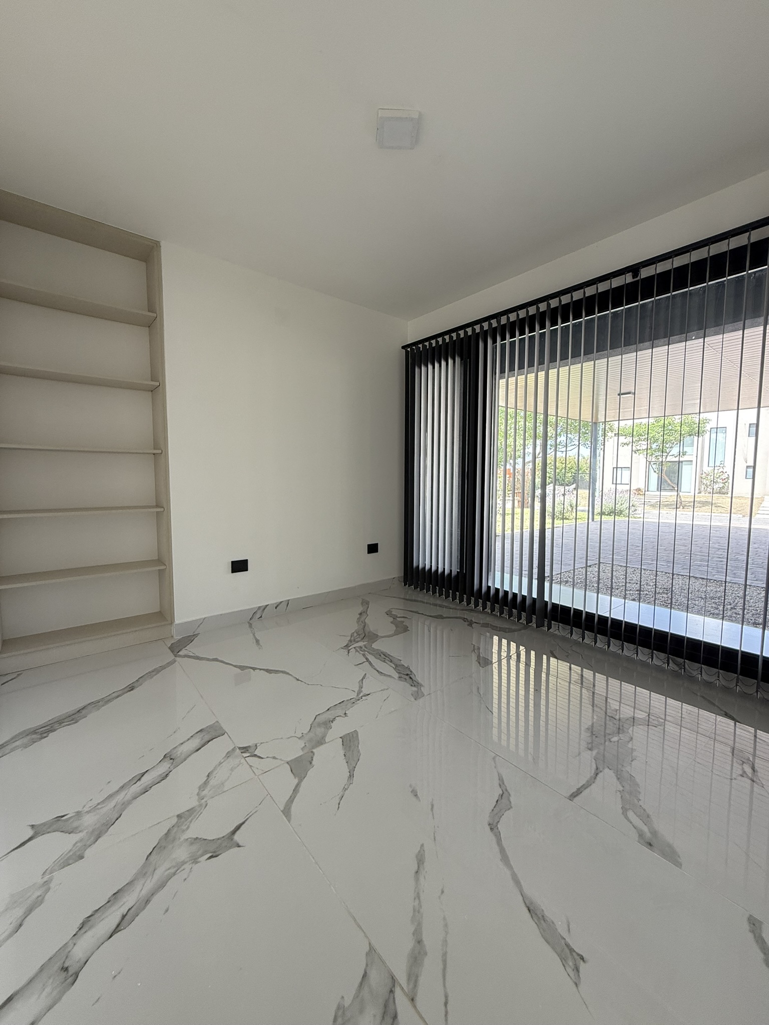 CASA EN VENTA SIETE SOLES HEREDADES CATEGORIA PREMIUM OPORTUNIDAD 1500T 304CUB