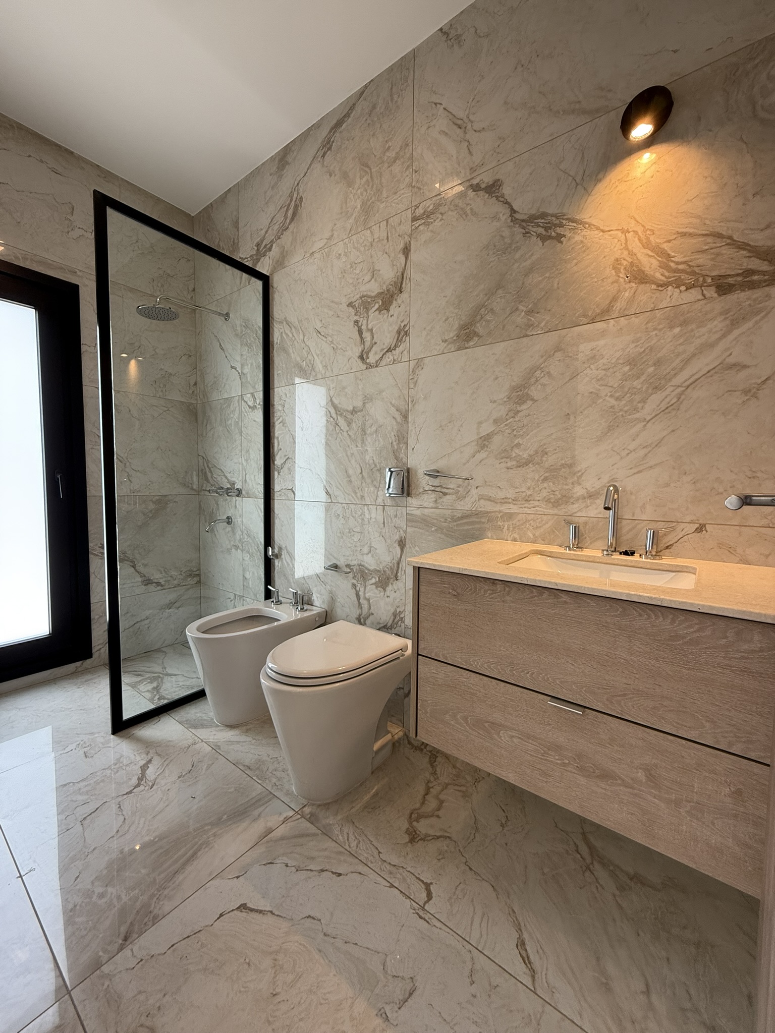 CASA EN VENTA SIETE SOLES HEREDADES CATEGORIA PREMIUM OPORTUNIDAD 1500T 304CUB