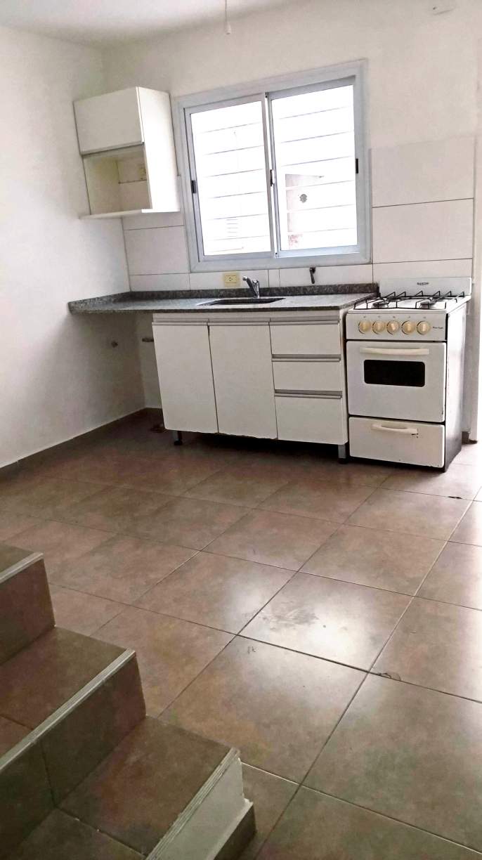 Duplex en alquiler B Talleres Este