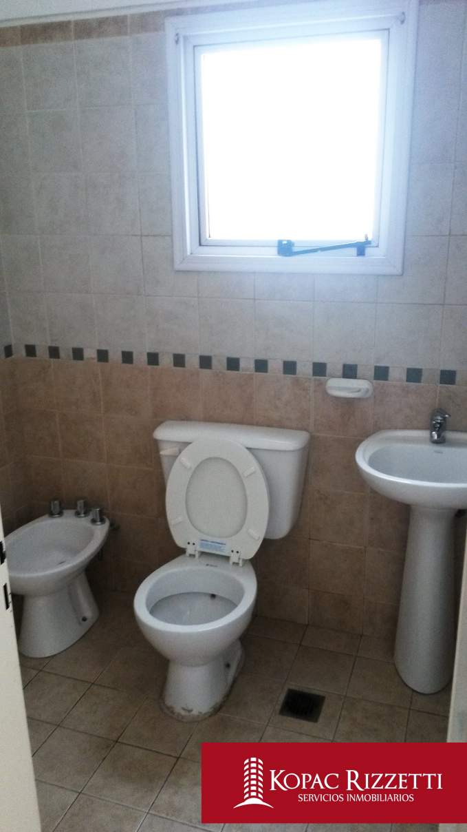 ALTA CÓRDOBA (I. LA CATÓLICA 800) - ALQUILER DEPTO. 2 DORMITORIOS.