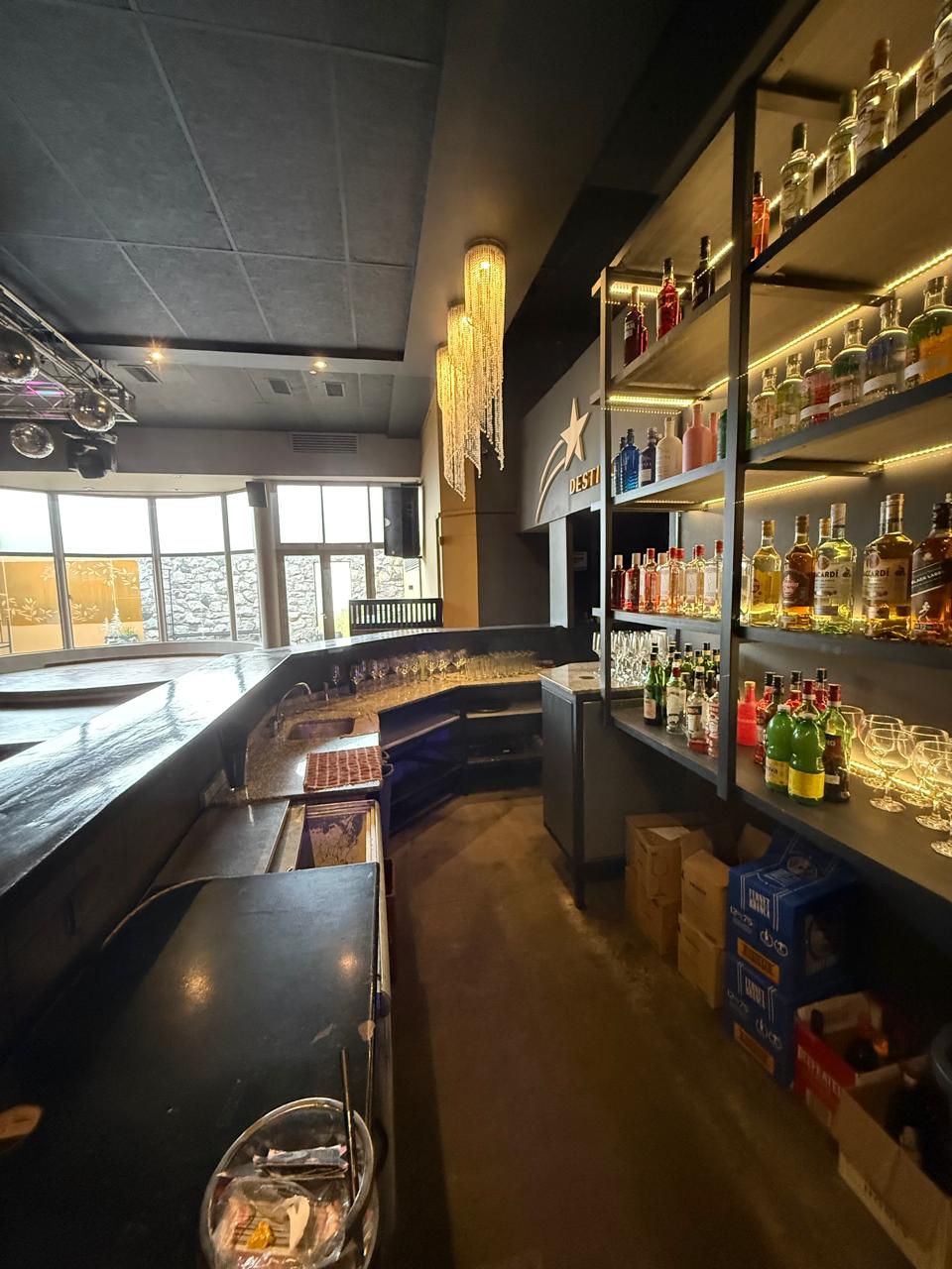 Salon de eventos Restaurante centro pleno Rio Tercero calle Alberdi