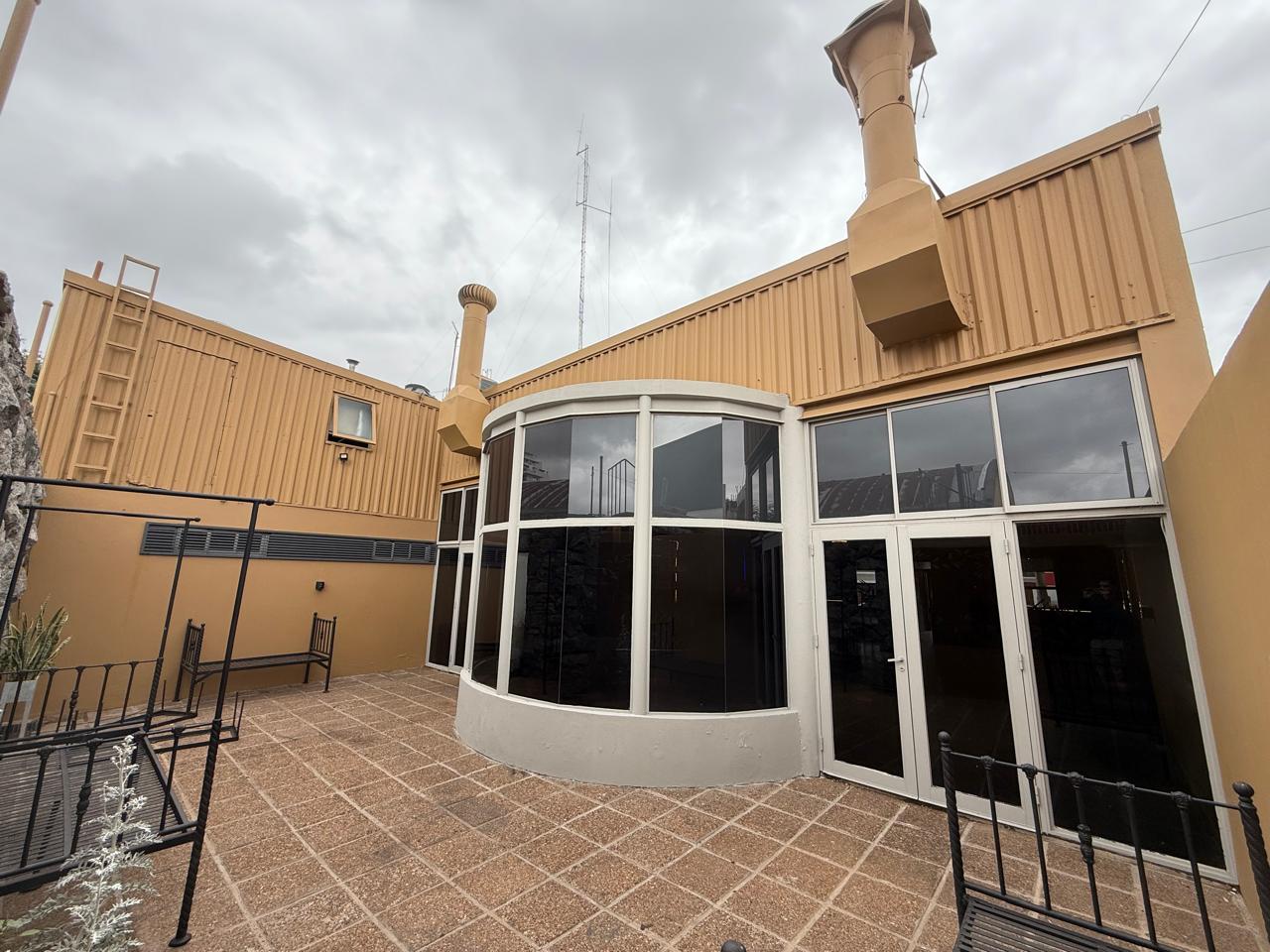 Salon de eventos Restaurante centro pleno Rio Tercero calle Alberdi