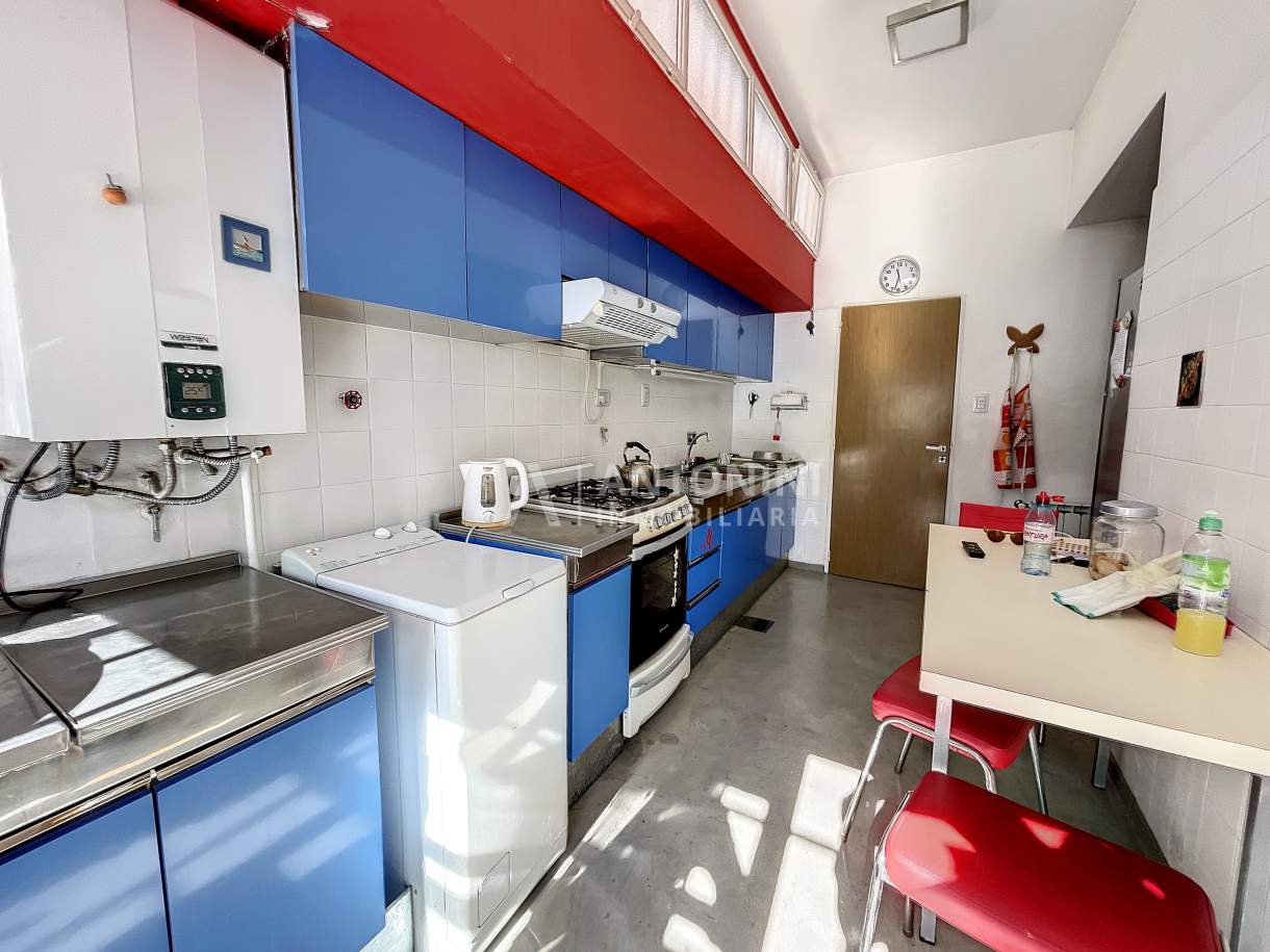 Casa de 3 dor en Venta a metros del Parque las Naciones con Pileta B Urca