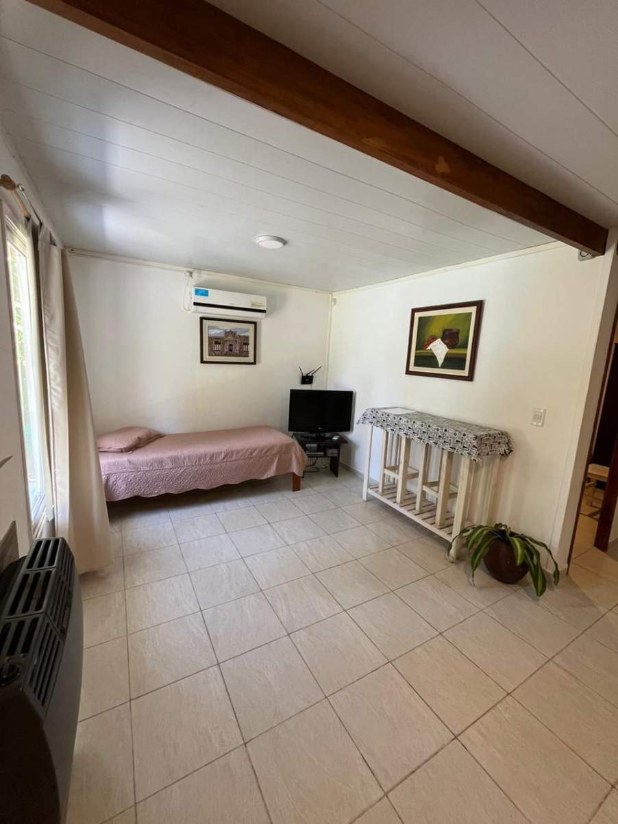 Dos casas sobre un mismo lote  Villa General Belgrano