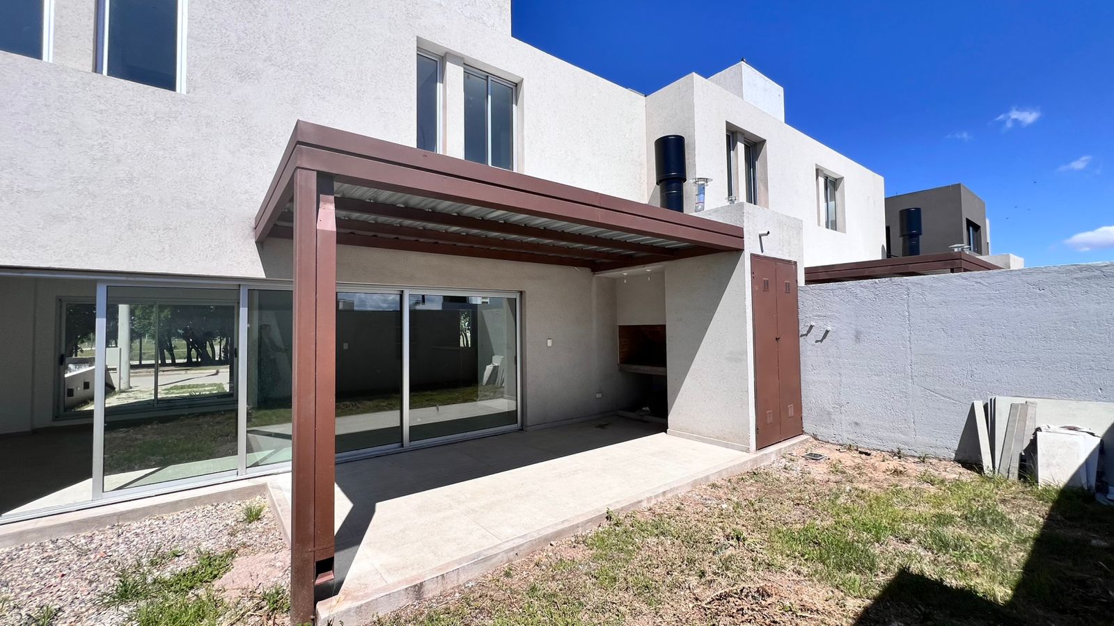 DUPLEX EN VENTA A ESTRENAR EN DISTRITO SUR