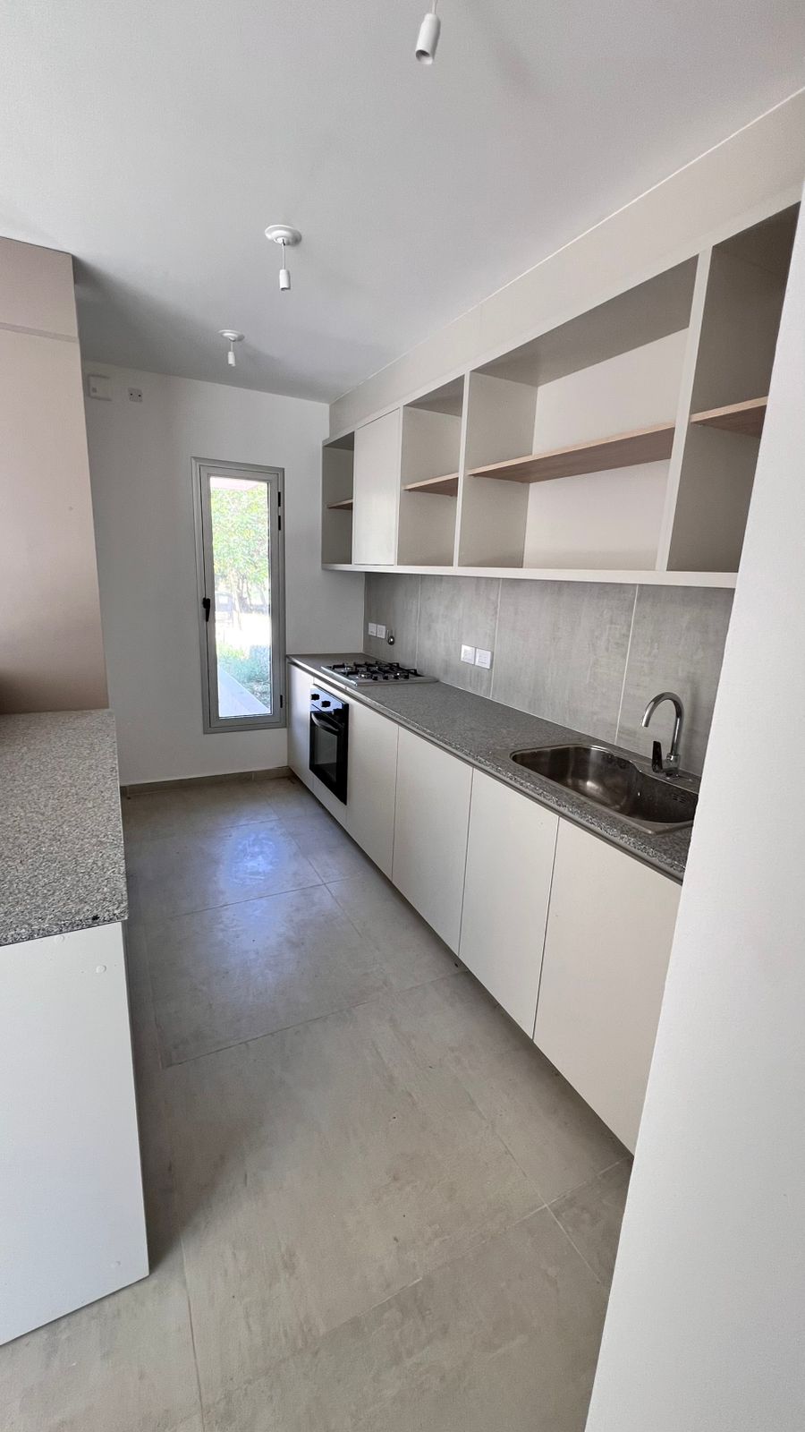 DUPLEX EN VENTA A ESTRENAR EN DISTRITO SUR