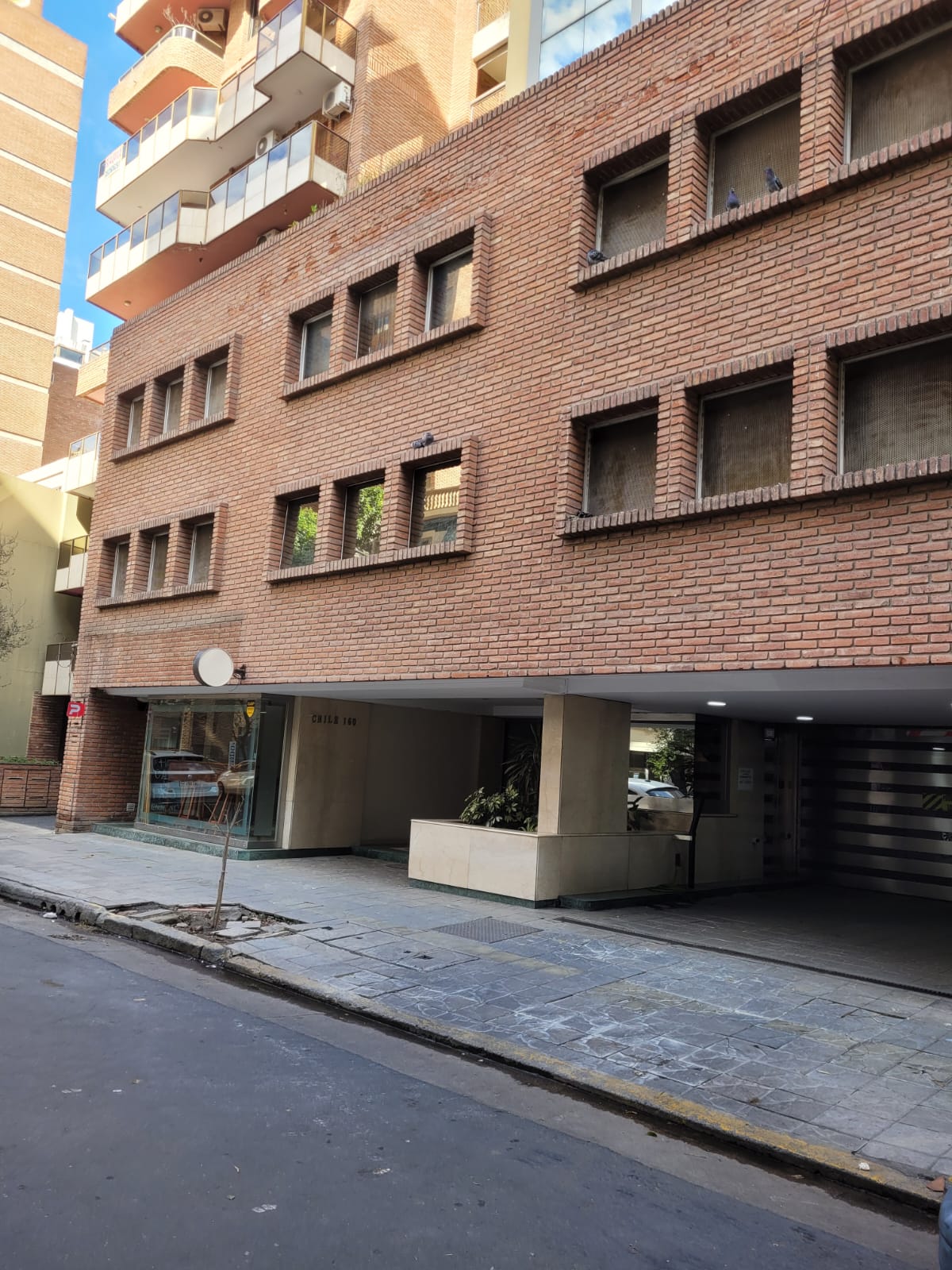 SURBAN - ALQUILA COCHERA EN PLENO NUEVA CORDOBA