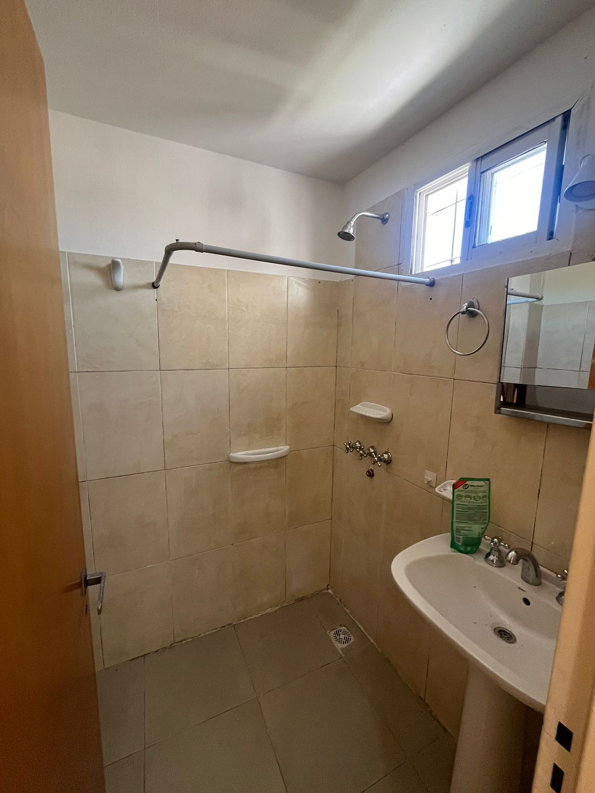 ALQUILER DEPARTAMENTO 2 DORMITORIOS, BARRIO JARDIN !!