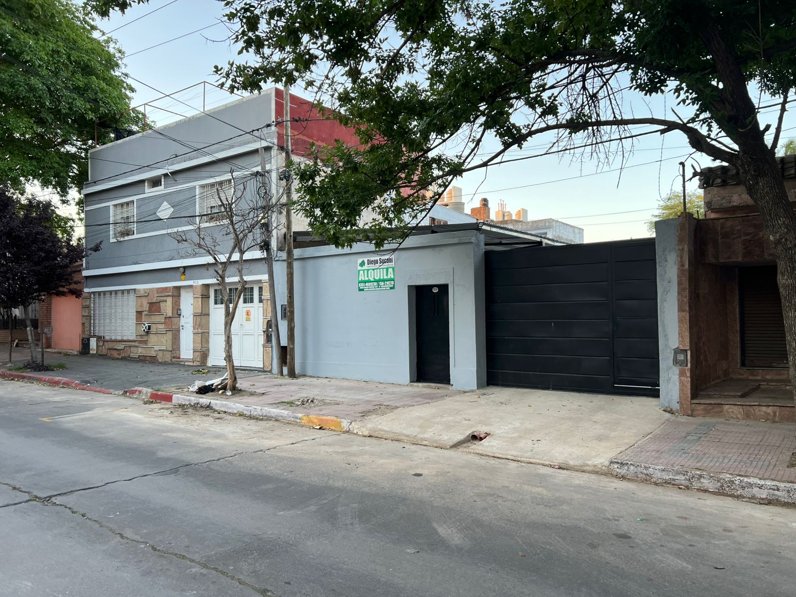 ALQUILO COCHERA A METROS DE TRIBUNALES II - BARRIO OBSERVATORIO -