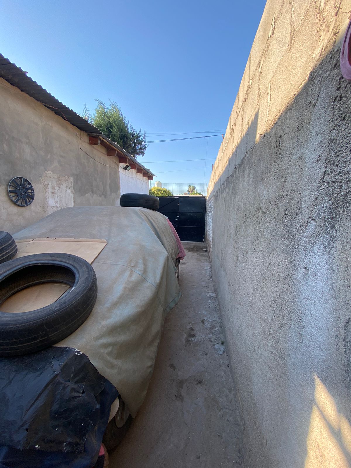 vendo casa en barrio Norte en cordoba de dos dormitorios mas local comercial y deparatamento interno