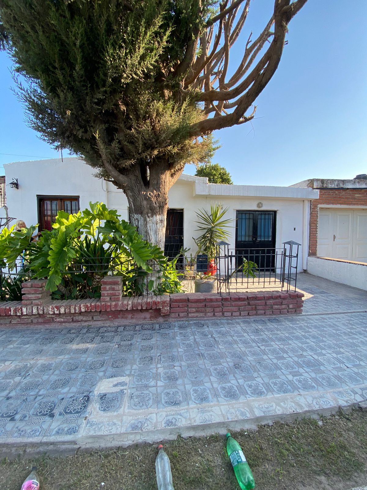 vendo casa en barrio Norte en cordoba de dos dormitorios mas local comercial y deparatamento interno