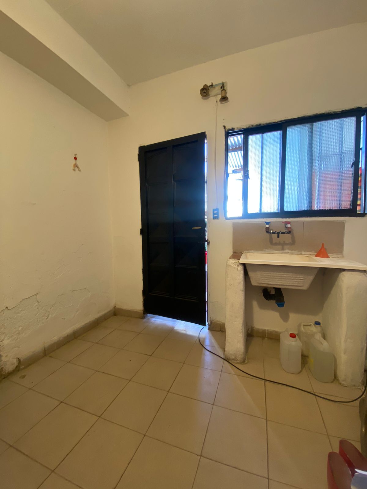 vendo casa en barrio Norte en cordoba de dos dormitorios mas local comercial y deparatamento interno