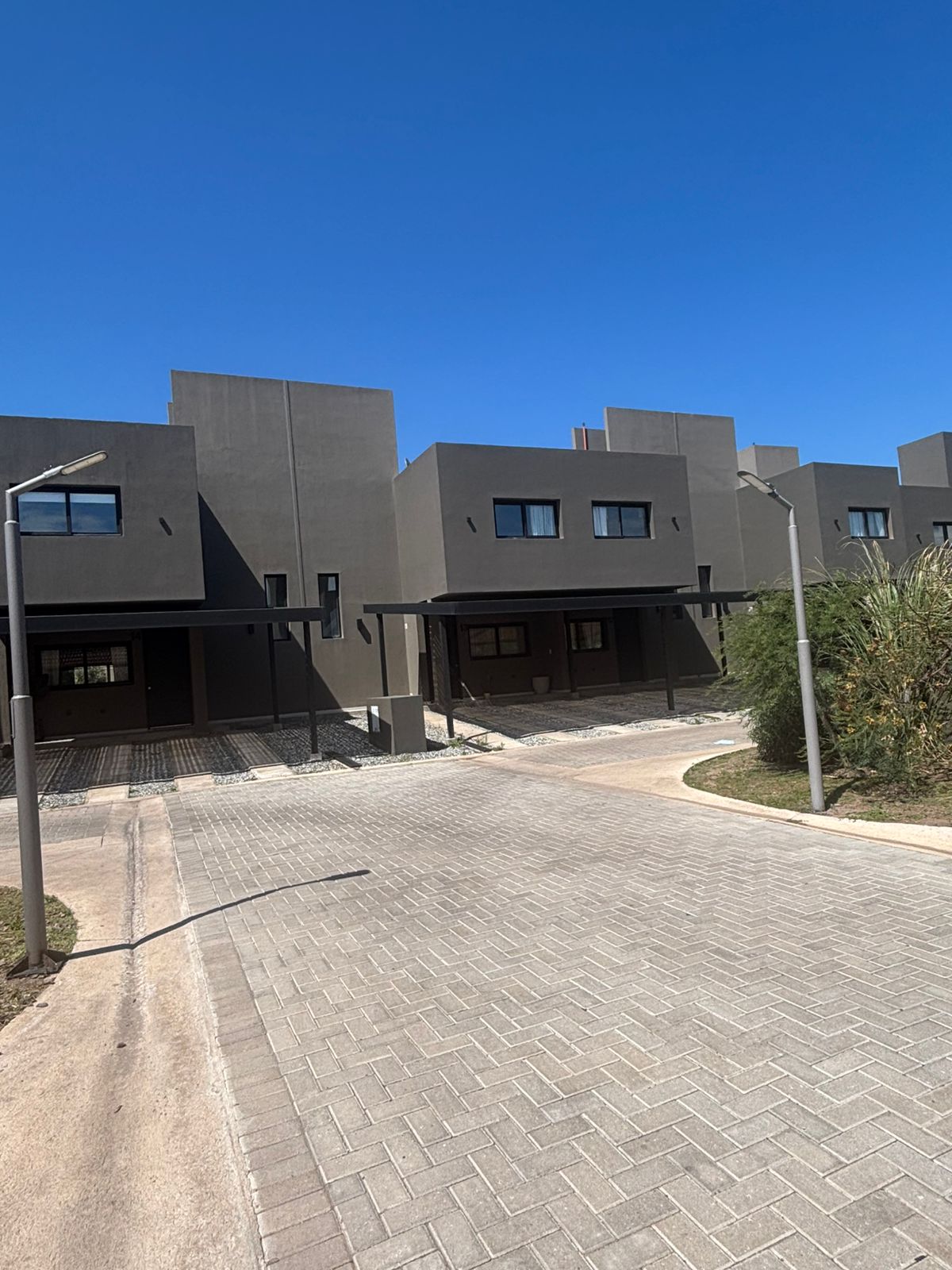 Duplex en Venta en La Domitila 3 dormitorios