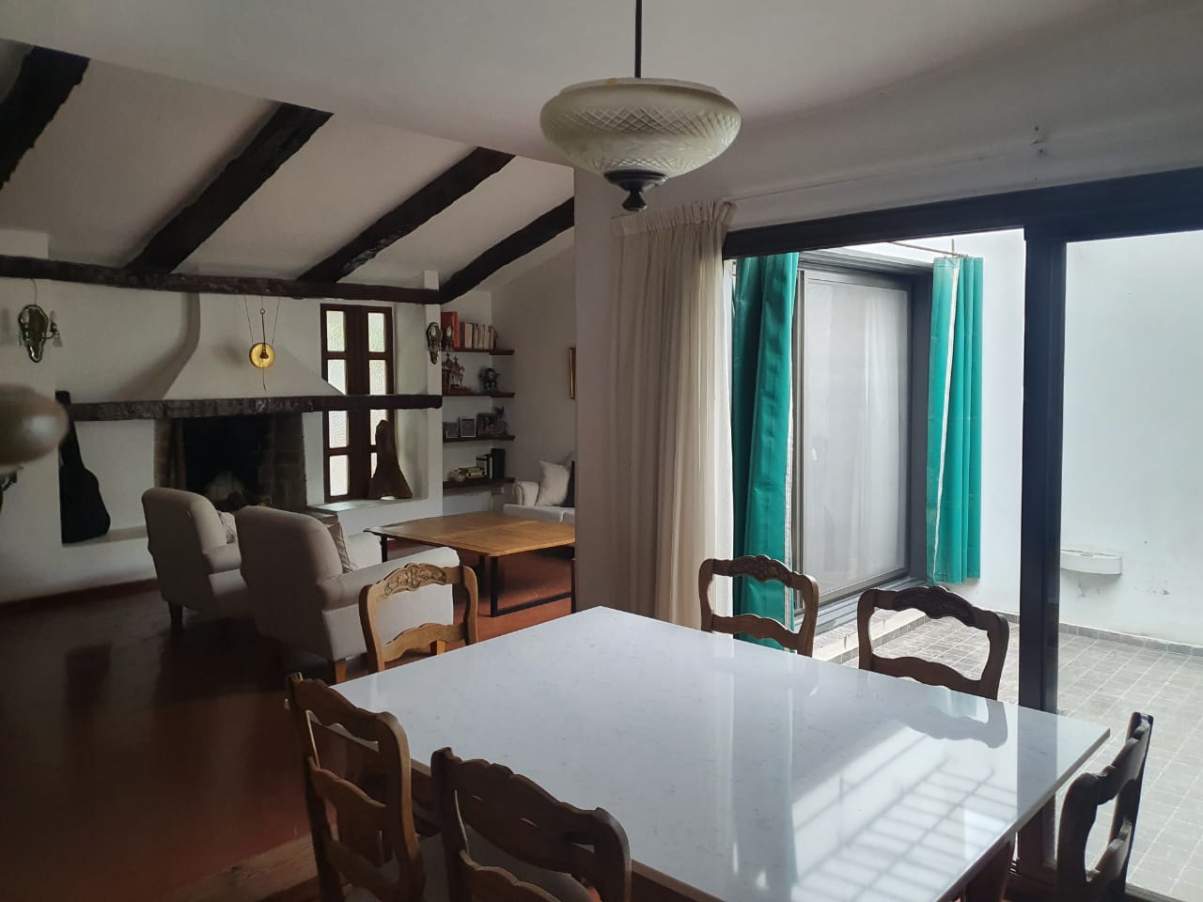OPORTUNIDAD - Alto Alberdi - Laprida al 2100.- Excelente