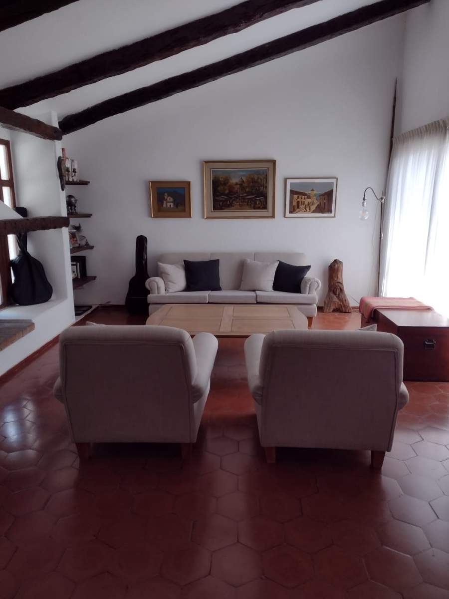 OPORTUNIDAD - Alto Alberdi - Laprida al 2100.- Excelente