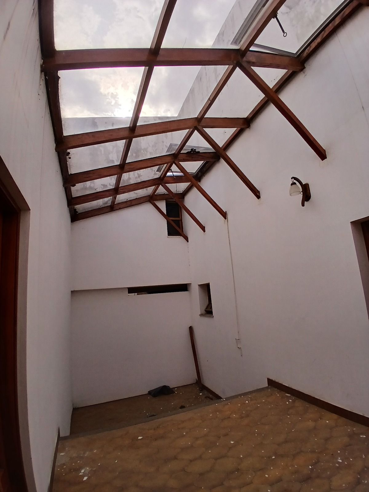 ALQUILER CASA 3 DORMITORIOS USO COMERCIAL BARRIO JARDIN ESPINOSA