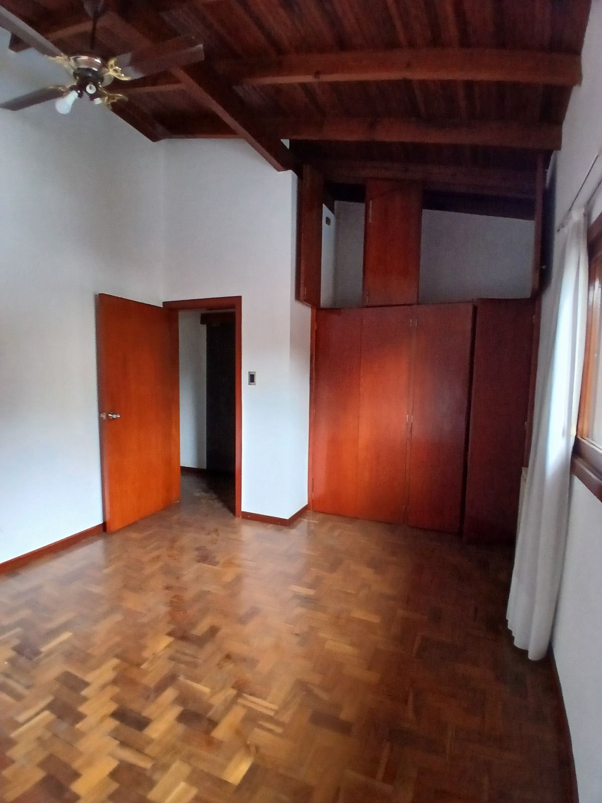 ALQUILER CASA 3 DORMITORIOS USO COMERCIAL BARRIO JARDIN ESPINOSA