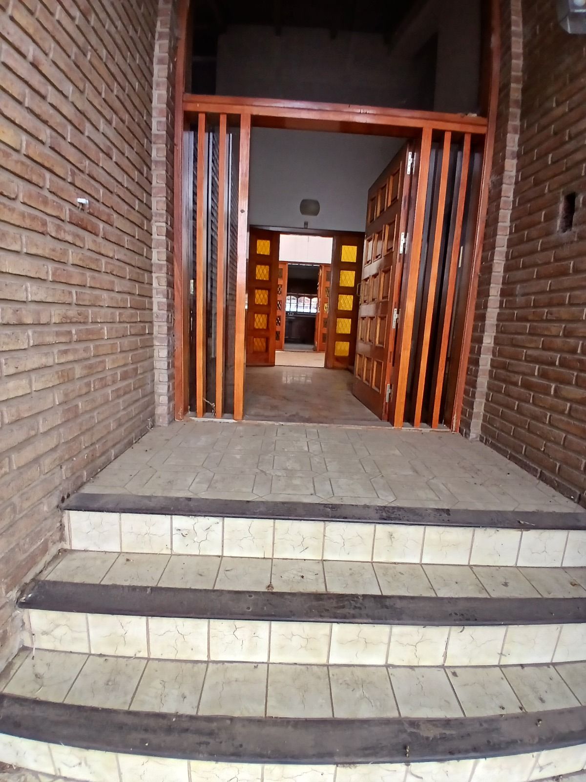 ALQUILER CASA 3 DORMITORIOS USO COMERCIAL BARRIO JARDIN ESPINOSA