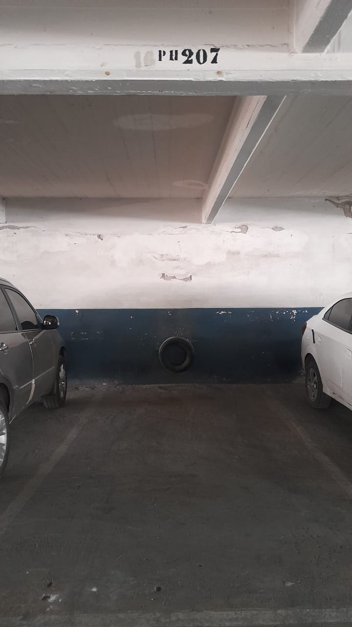 Venta de Cocheras en bloque Centro-Edificio Stabio- oportunidad!