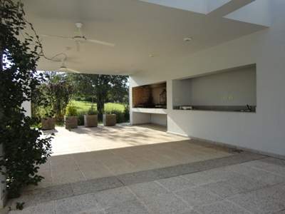 Alquiler Temporal Mensual Villa Allende golf amoblada con piscina