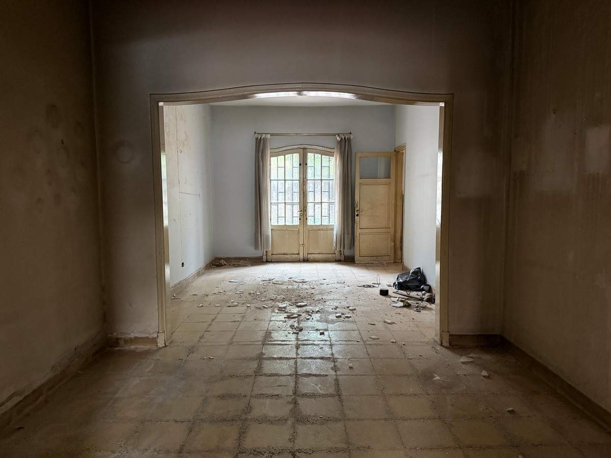 CASONA en VENTA a RECICLAR en ALBERDI