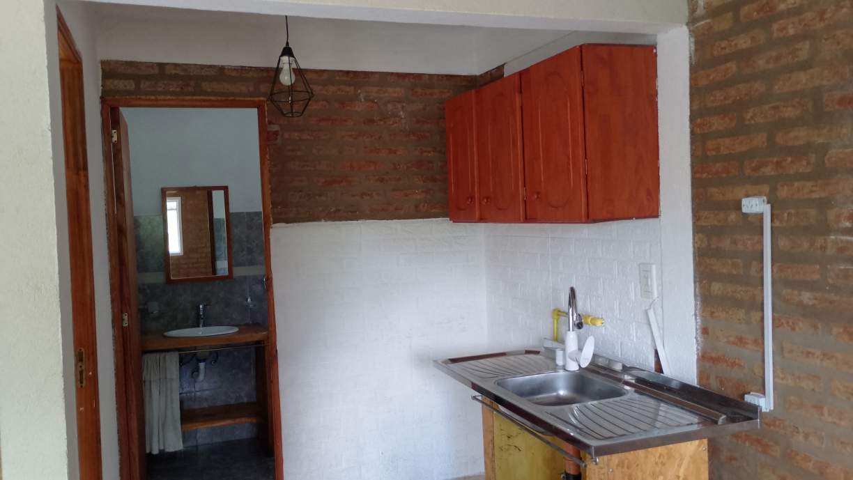 ALQUILER PERMANENTE -Casa PH 1 Dorm. C Jardín y Parrilla Santa Mónica