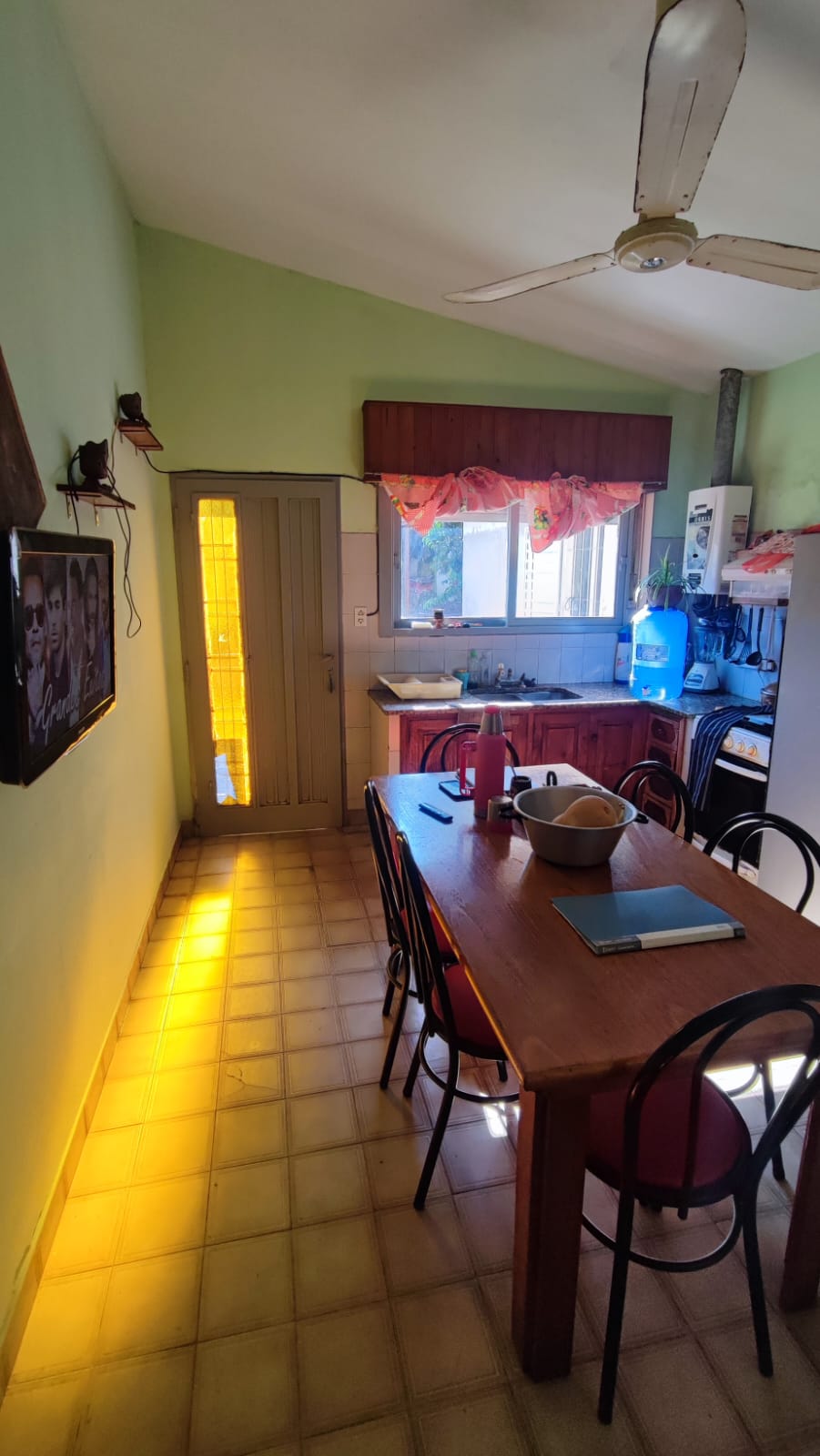 OPORTUNIDAD Casa a la venta en La Falda 2 dorm y un dpto con baño . ESCUCHA OFERTA DE CONTADO