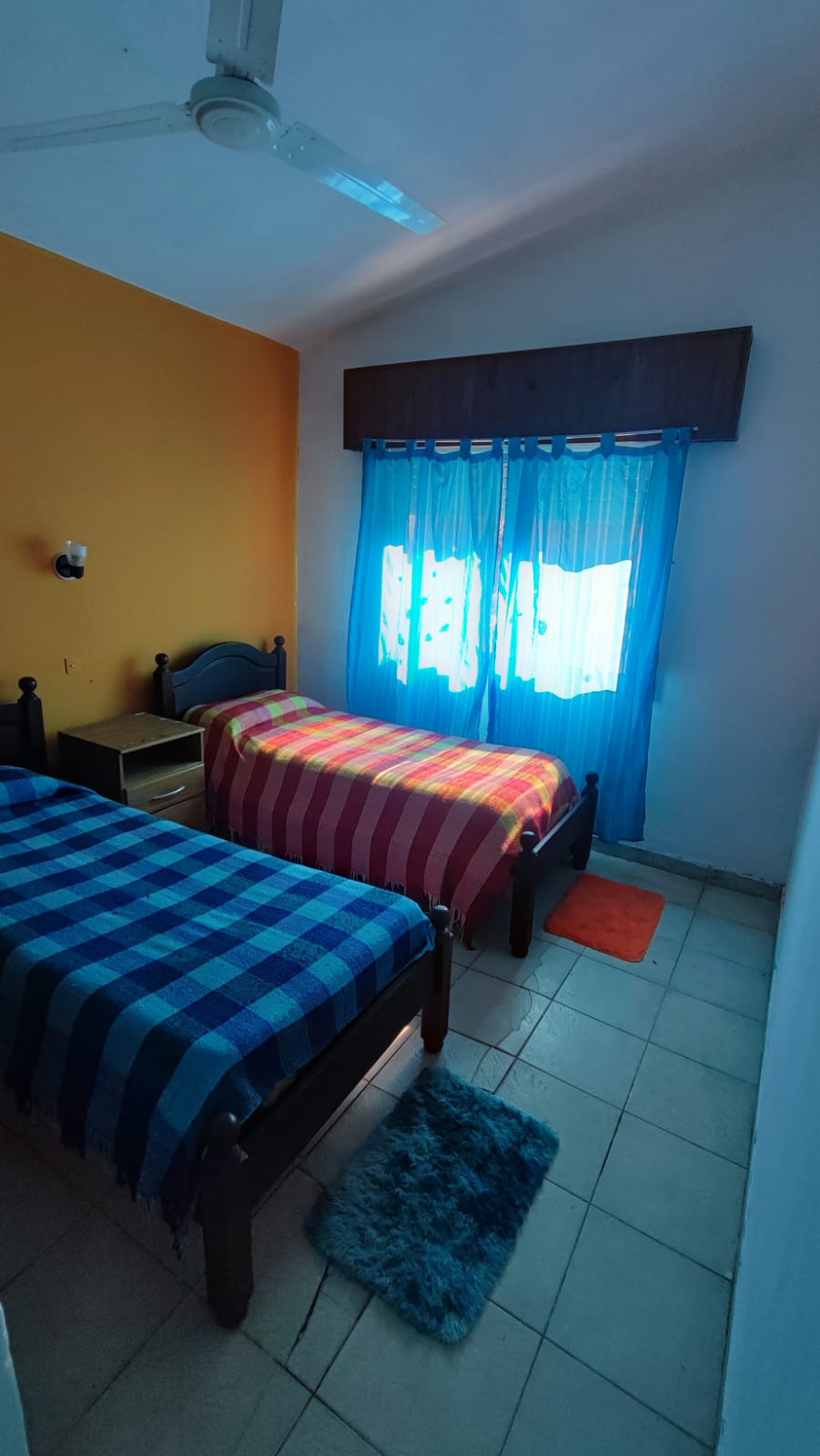 OPORTUNIDAD Casa a la venta en La Falda 2 dorm y un dpto con baño . ESCUCHA OFERTA DE CONTADO