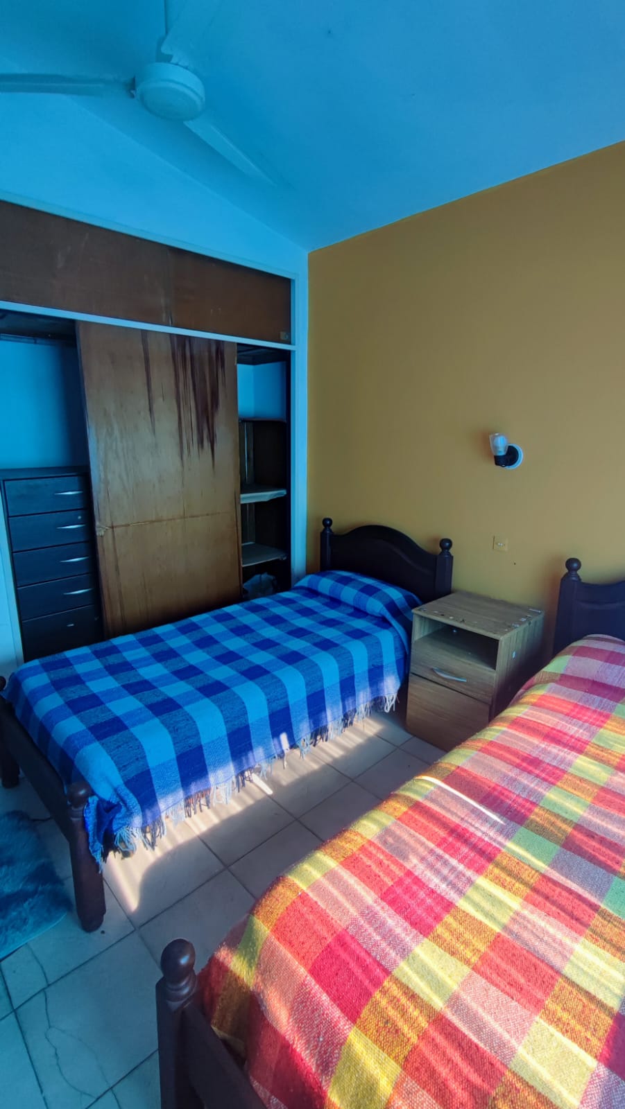 OPORTUNIDAD Casa a la venta en La Falda 2 dorm y un dpto con baño . ESCUCHA OFERTA DE CONTADO