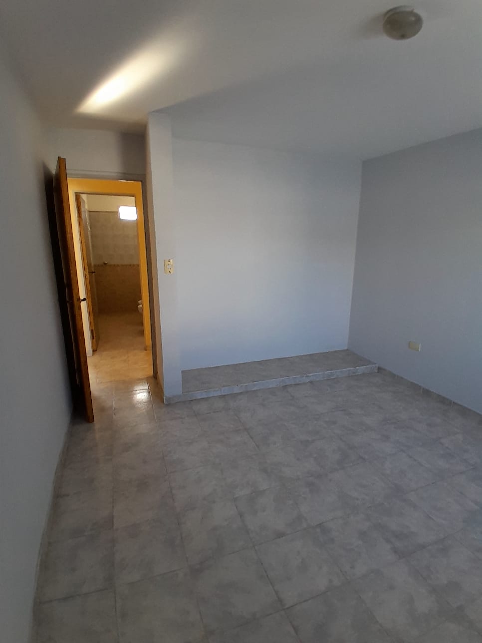 VENDO DEPTO 3 DORMITORIOS  COCHERA . APTO CRÉDITO  B José Ing Díaz II Secc