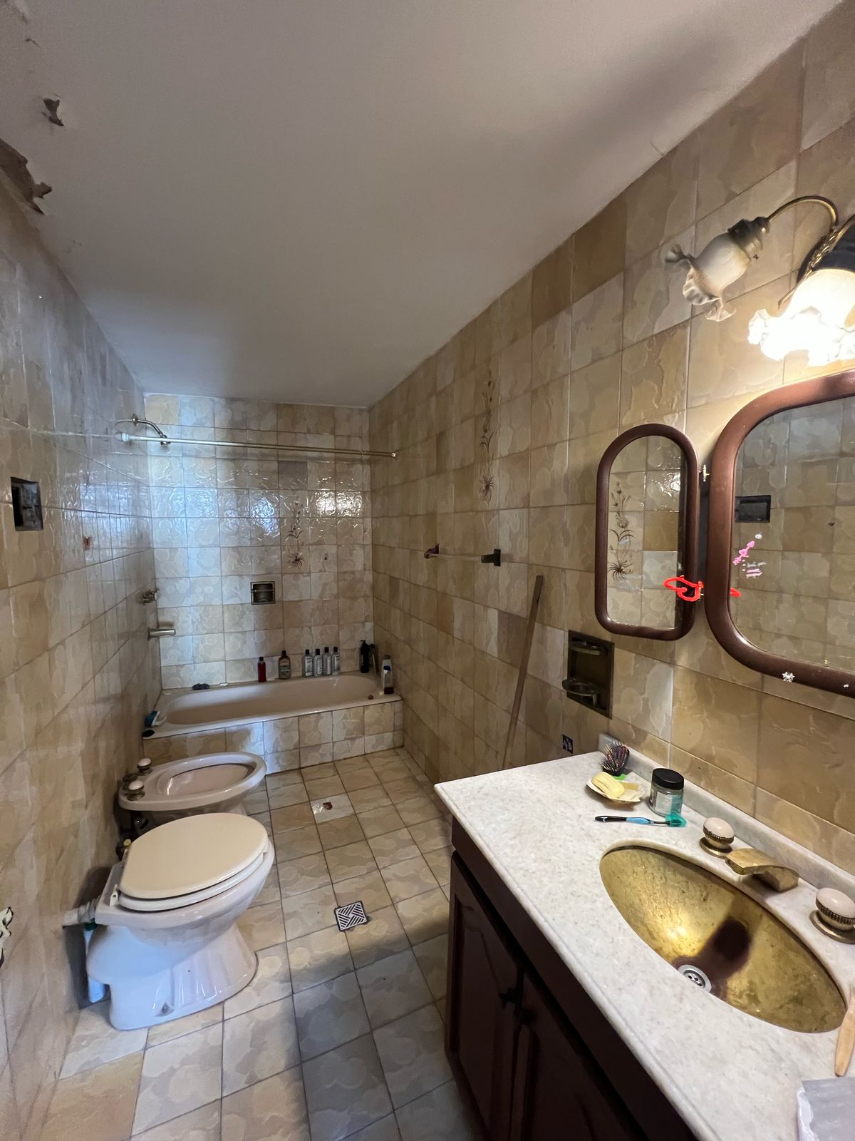 CASONA ANTIGUA EN VENTA ZONA CENTRO -CORDOBA CAPITAL-
