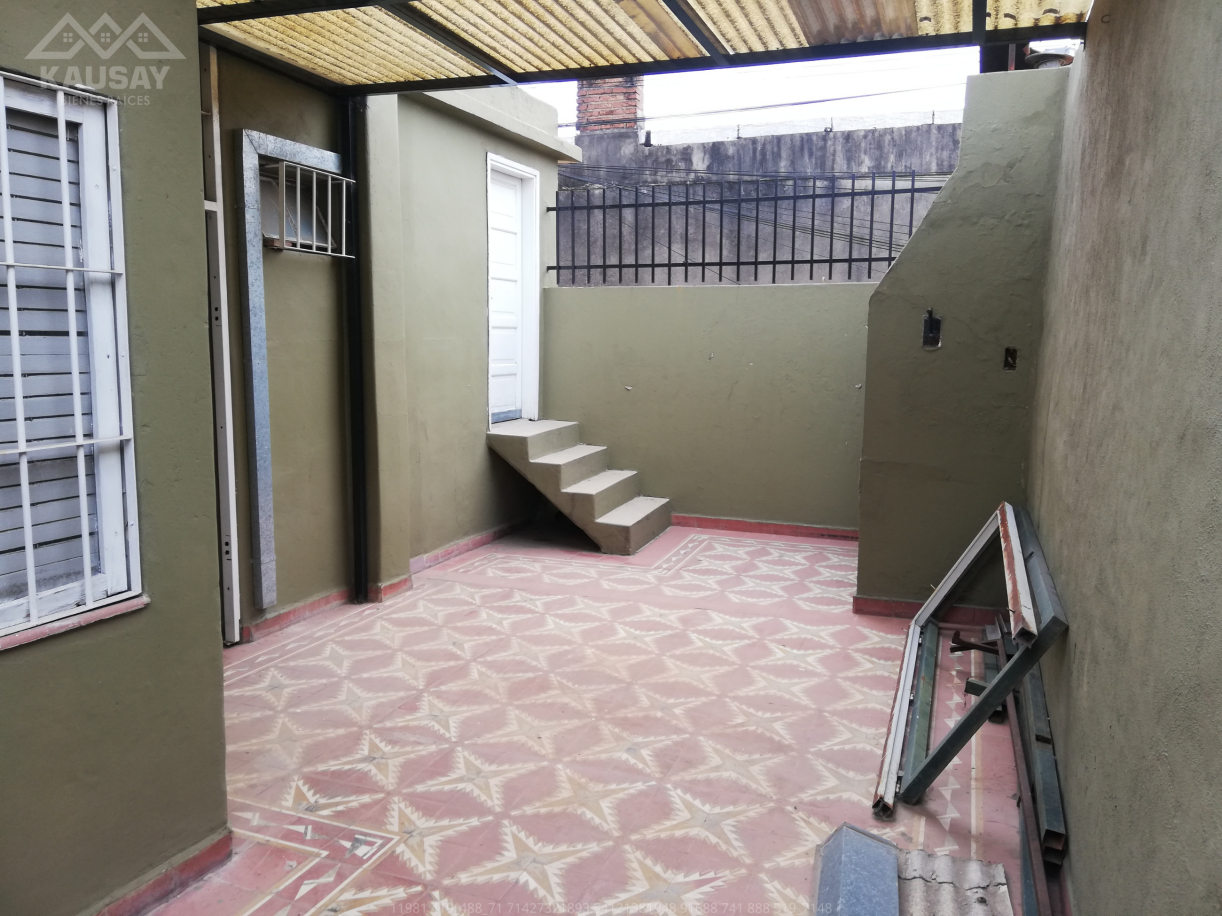 OPORTUNIDAD CASA  DEPTO CON RENTA - GRAL BUSTOS