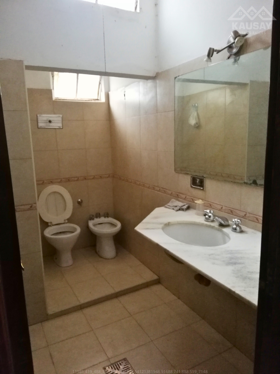 OPORTUNIDAD CASA  DEPTO CON RENTA - GRAL BUSTOS