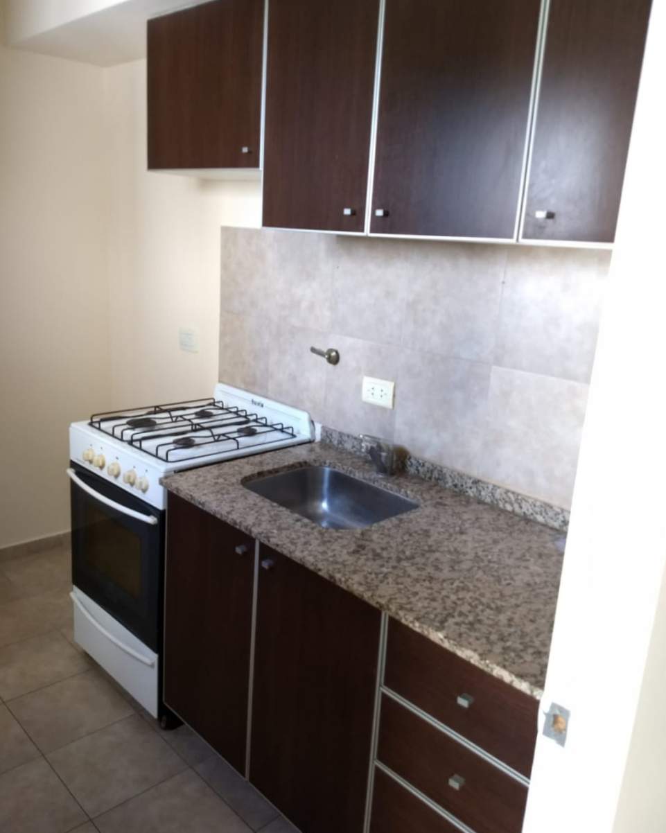 DEPTO UN DORM EN ALTO ALBERDI EN ALQUIMER A METROS EL NUEVO CENTRO SHOPPING