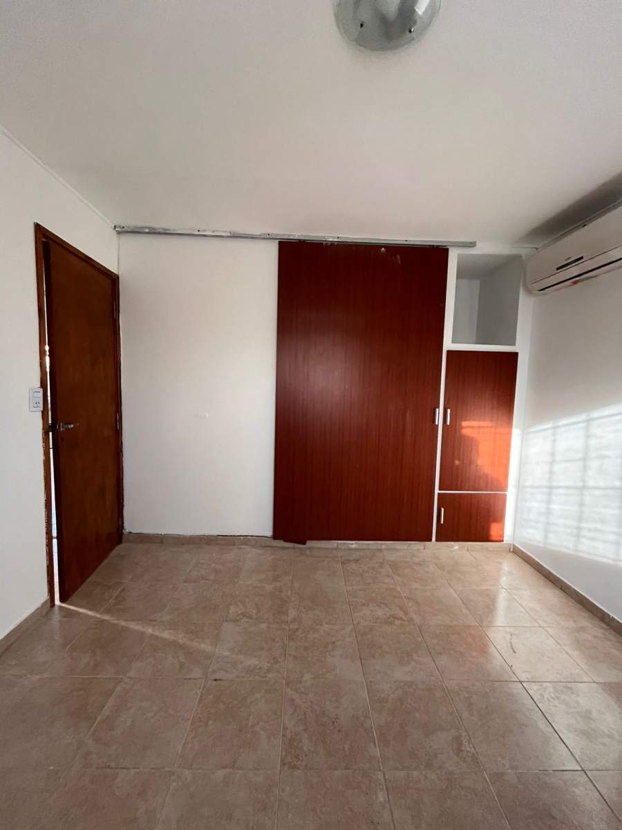 VENDO CASA  DEPARTAMENTO EN ALTOS DE V. SÁRSFIELD