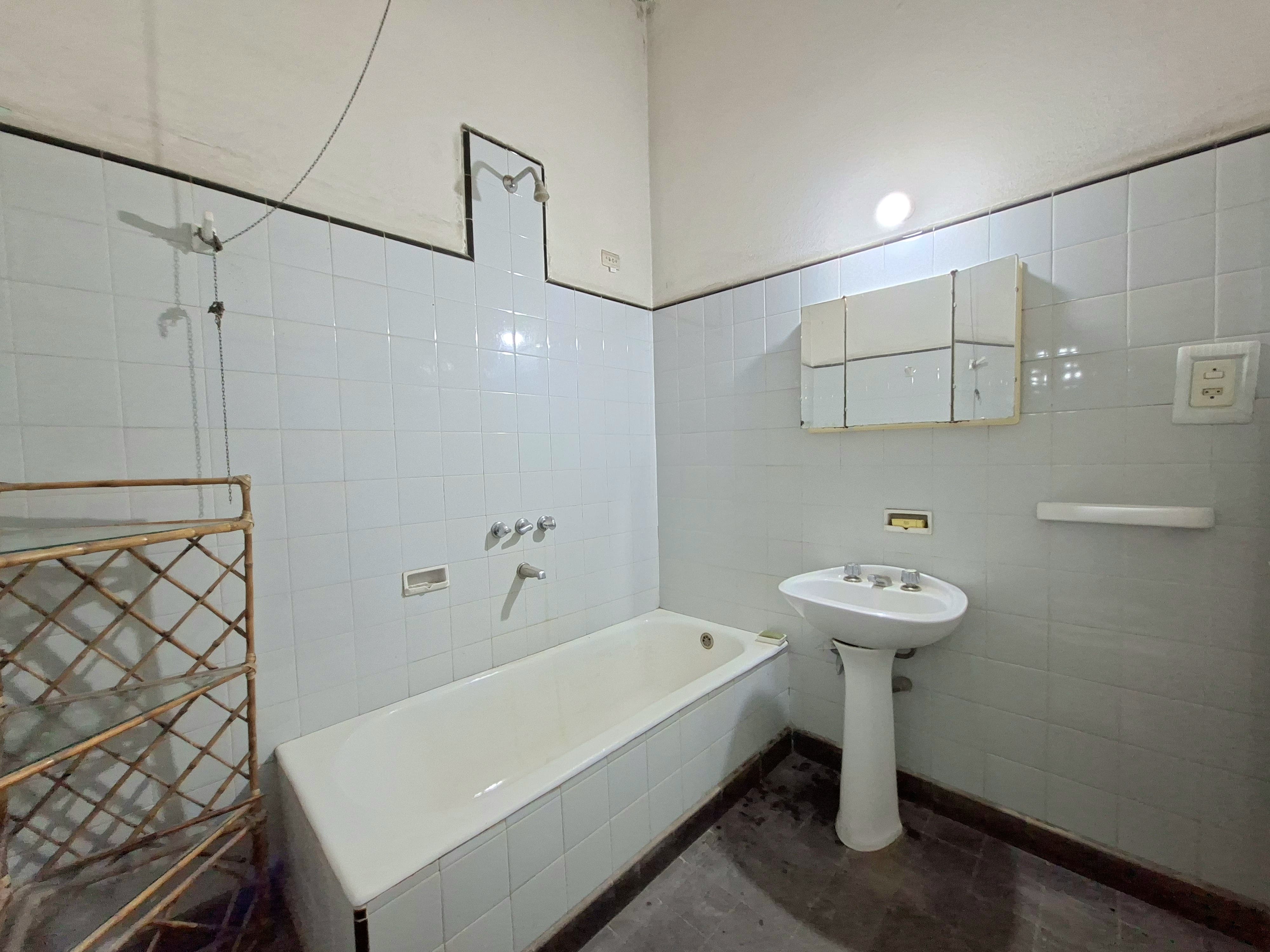 VENTA CASA 2 DORM COCHERA APTO CREDITO