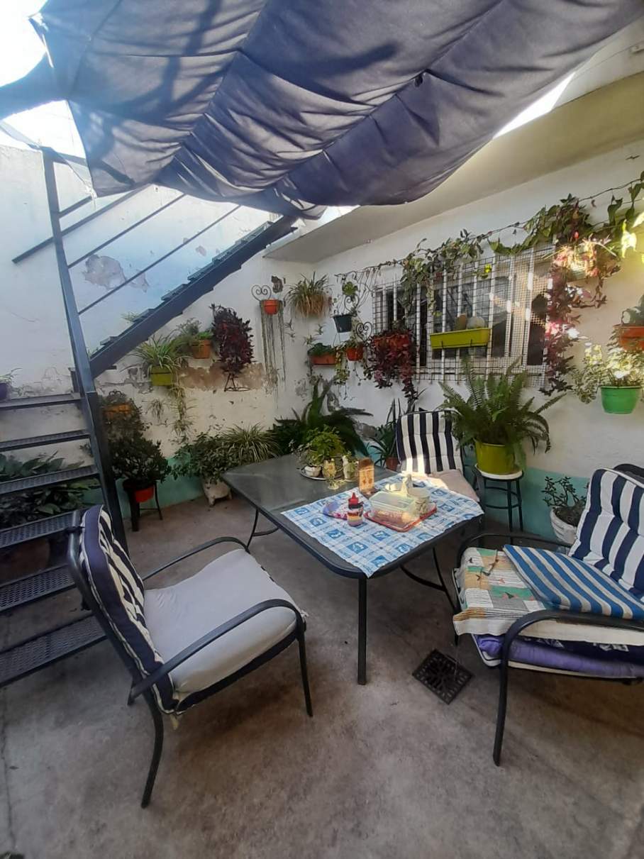 ALQ Alto Alberdi 2 dormitorios cochera y patios APTA MASCOTAS