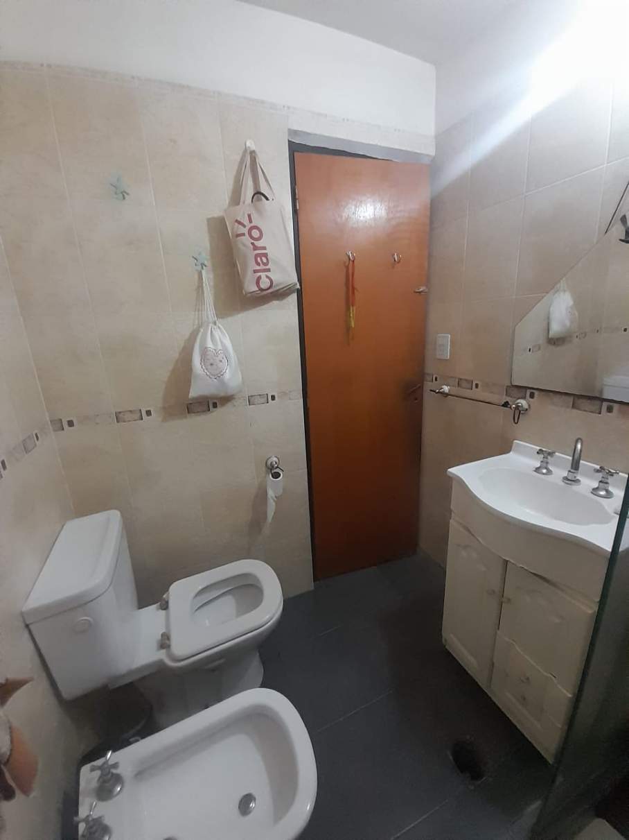 ALQ Alto Alberdi 2 dormitorios cochera y patios APTA MASCOTAS